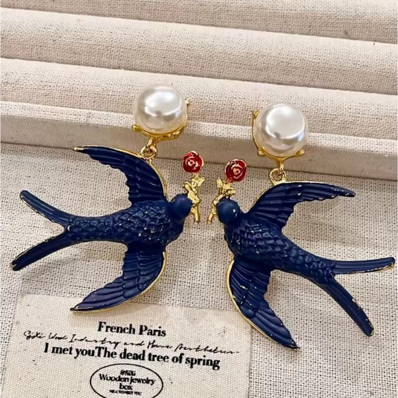 Vintage Swallow Pearl Gold Couture Necklace Earrings Set - Picture 14 of 16